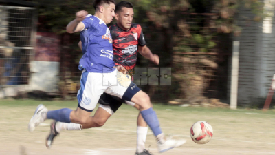 Regional-Villa Alvear fue empate y renunció "Joselo" Fernández