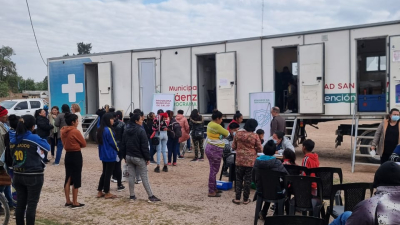 Comenzó la vacunación gratuita contra el dengue a jóvenes de entre 15 a 19 años