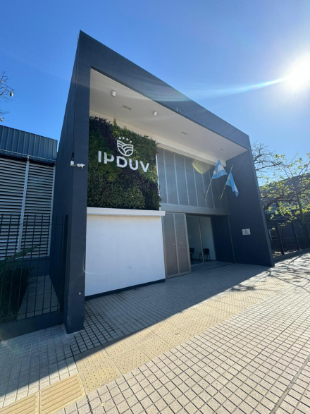 ipduv.jfif