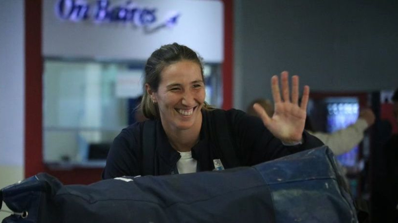 Una medalla de bronce que vale oro: Las Leonas llegaron a Ezeiza