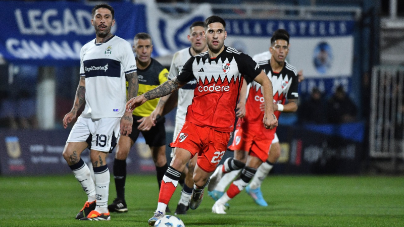 River y Gimnasia empataron en el bosque