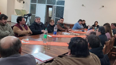 En asamblea convocada de urgencia, el sector forestal se declaró en alerta