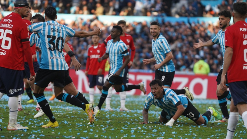 Racing e Independiente igualaron 0-0 en el clásico de Avellaneda