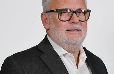 Basterra: "Vamos día a día tratando de sostener nuestro sistema científico"