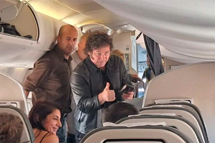 milei viajes.jpg