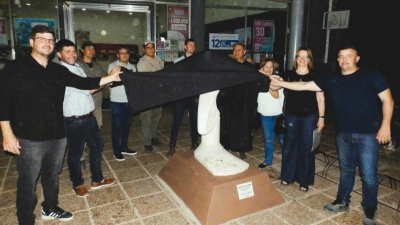 Inauguraron una nueva escultura a cielo abierto