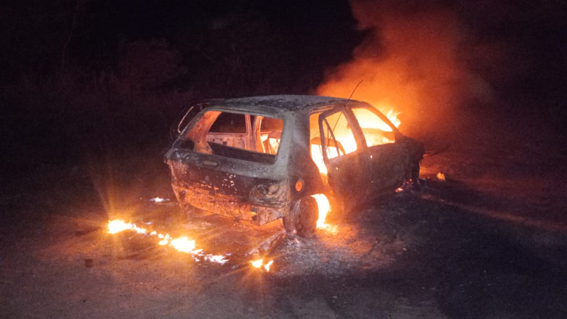 Machagai: seis personas se salvaron de milagro cuando se les prendió fuego el auto