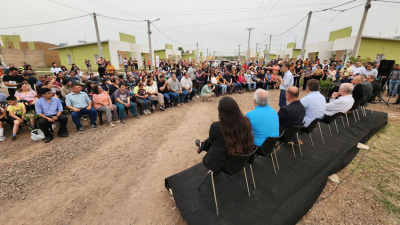 El gobernador Zdero inauguró las obras de infraestructura básica en la Chacra 137 de Resistencia