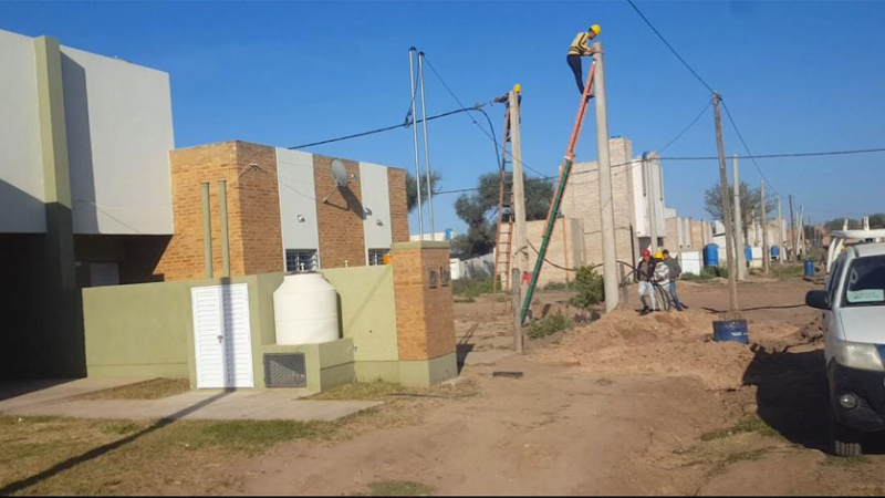 Gutiérrez habló sobre viviendas sociales, líneas de crédito y proyectos con gremios