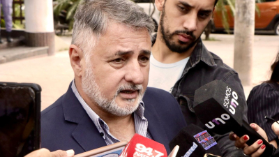 El ministro Gómez le respondió a Capitanich: "No se expresa como el demócrata que dice ser"