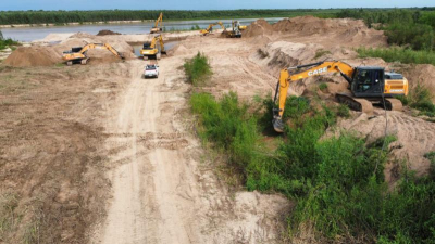 Intensifican trabajos en el Bermejo para redireccionar el río y evitar colapso de la ruta 95