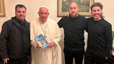 El papa Francisco recibió en el Vaticano a "Pato" Fontanet, el cantante de Callejeros