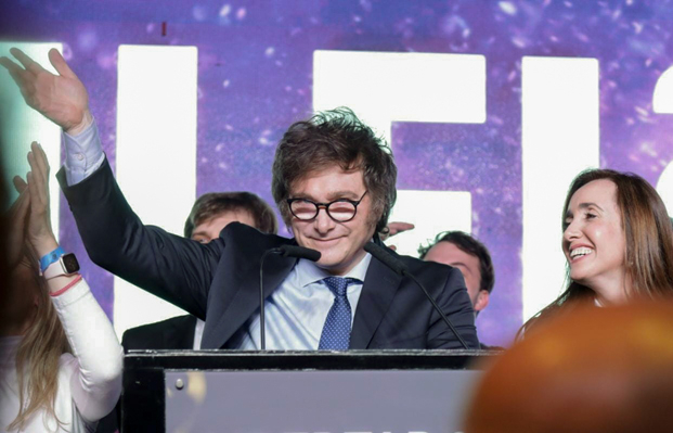 Milei acto.JPG