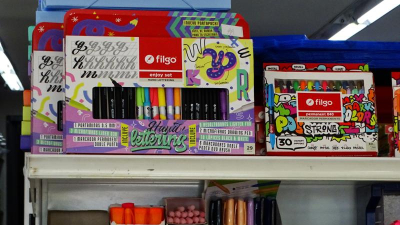 La compra de útiles se reparte en mayoristas, súper y librerías de barrio