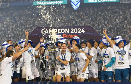 velez.jpg