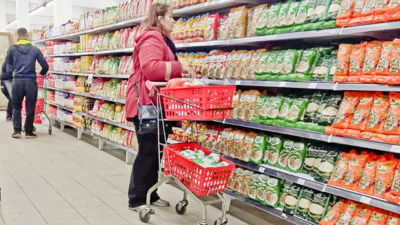 Supermercados esperan reactivación y apuestan a subas de precios semestrales
