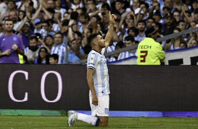 Racing es una "Maravilla": goleada al "Pirata" y en lo más alto de la tabla
