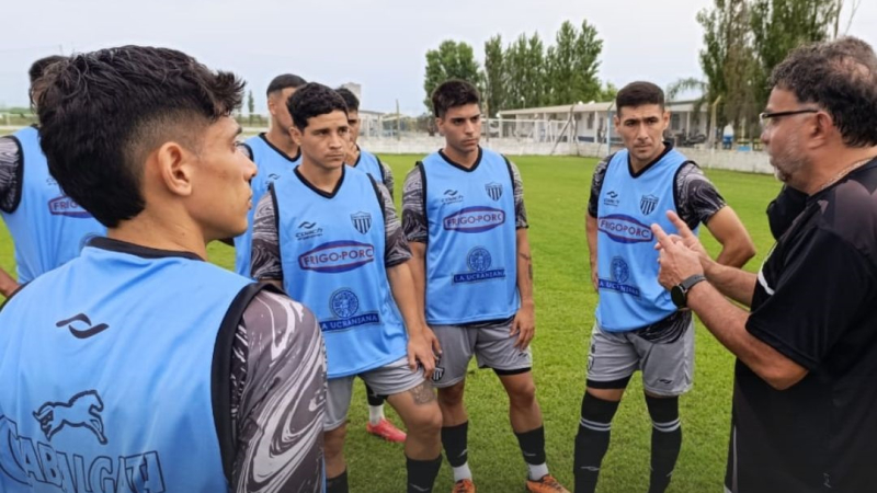 Comenzó la venta de entradas para el debut de For Ever en la temporada 2025 de la Primera Nacional