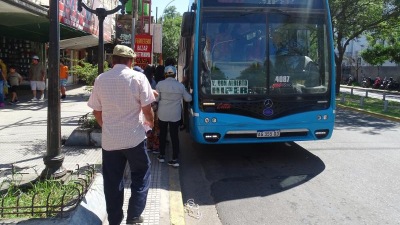 Se analizan cambios de recorrido para colectivos del Gran Resistencia