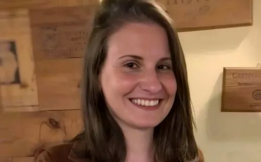 shiri.jpg
