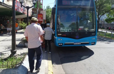 Conflicto en puerta en el transporte: empresarios no pagarán el total de haberes