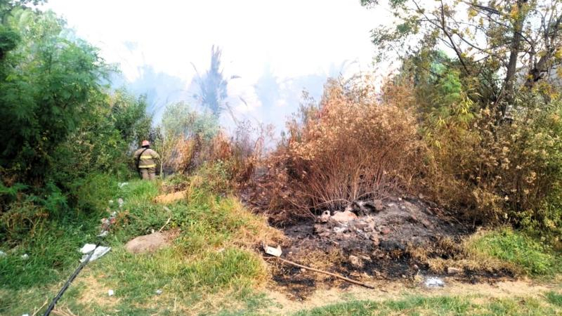 Quejas por inconvenientes con terrenos baldíos en Quitilipi