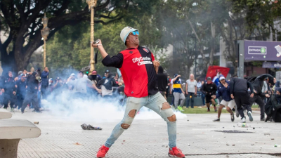 Jubilados y sectores opositores vuelven a marchar al Congreso
