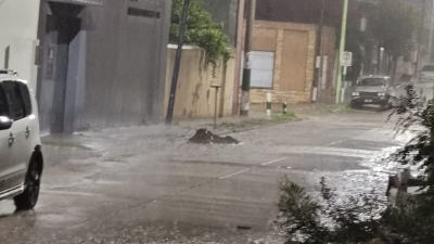 Alerta por tormentas en Bahía Blanca: varias calles se encontraban anegadas