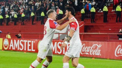 Contundente 5-0 de Huracán y puntaje perfecto