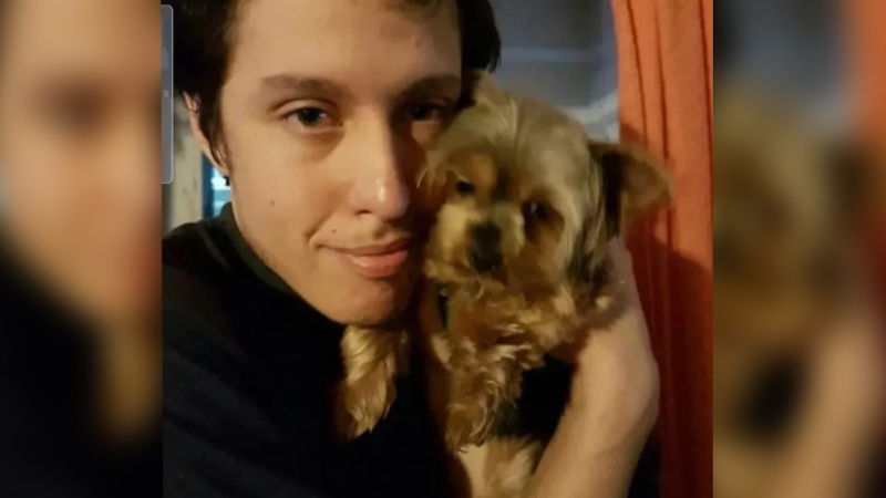 Acusaron a un joven con discapacidad de torturar animales y un grupo de vecinos casi le quema la casa
