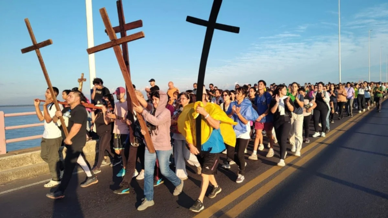 Más de 4000 fieles en la muestra de fe por el Vía Crucis interprovincial