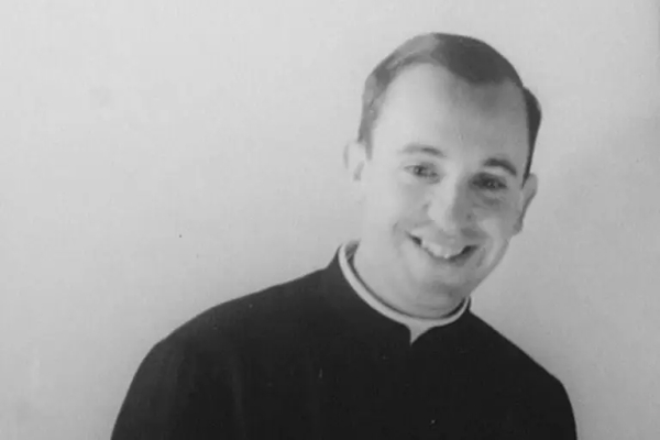 Entre 1967 y 1970, Jorge Bergoglio cursó estudios de teología en la Facultad de Teología del Colegio Máximo de San José, en el Partido de San Miguel . AP - El Salvador School.