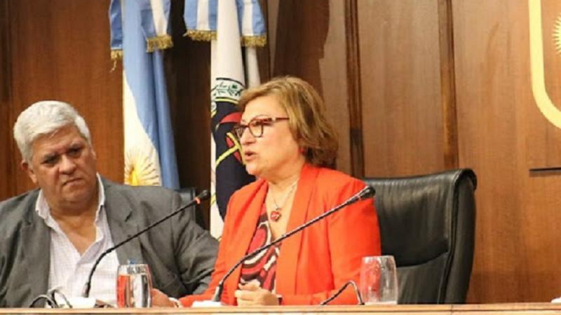 "Sin política pública indígena, los Estados mantienen el concepto del asistencialismo"