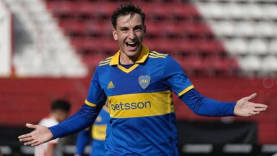 Herrón convocó a Valentino Simoni, el 9 de la reserva de Boca