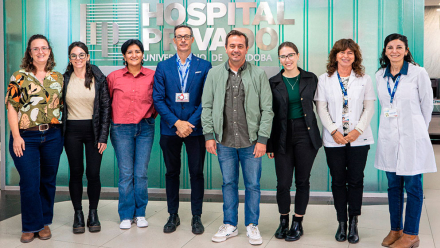 Juan Pablo Petiti, Liliana Sosa, Natacha Zlokowski, Gilda Mezger y Erica Faure, del INICSA (CONICET-UNC), con médicos del Hospital Privado Universitario de Córdoba Laura Anahí Cecenarro, Juan De Battista y Patricia Calafat.jpg