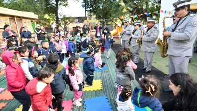 Educación acompañó la celebración en el jardín "Merceditas de San Martín"