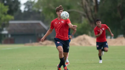 Juega en Independiente y llegó a la selección de Hungría por un videojuego