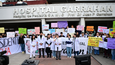 Médicos residentes del Garrahan levantan el paro