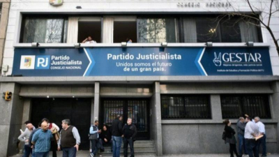 El gobierno monitorea el impacto internacional de la condena a CFK