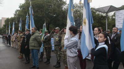Suspensión a último momento de la Promesa a la Bandera generó molestias