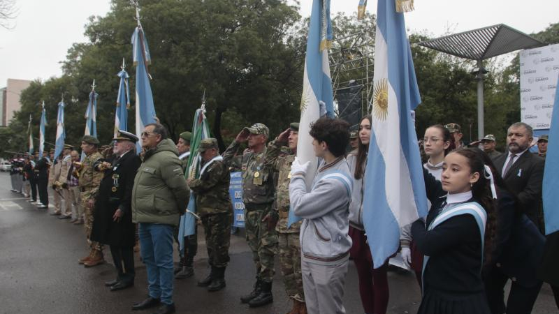 Suspensión a último momento de la Promesa a la Bandera generó molestias