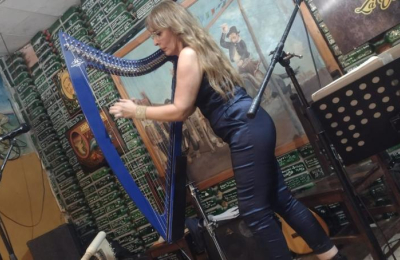 Marta Carrara: "El arpa es una extensión de mi cuerpo"