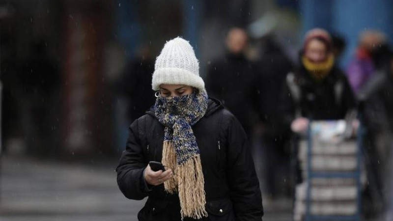 Domingo con lluvias y fuerte descenso térmico: se esperan mínimas bajo cero