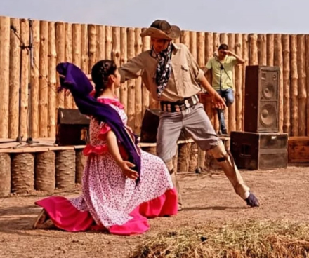 Danza típica PNEI.jpg
