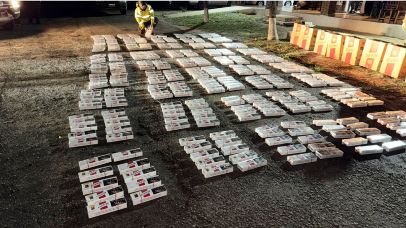 Automovilista intentó evitar el control de Gendarmería con 4.500 atados de cigarrillos