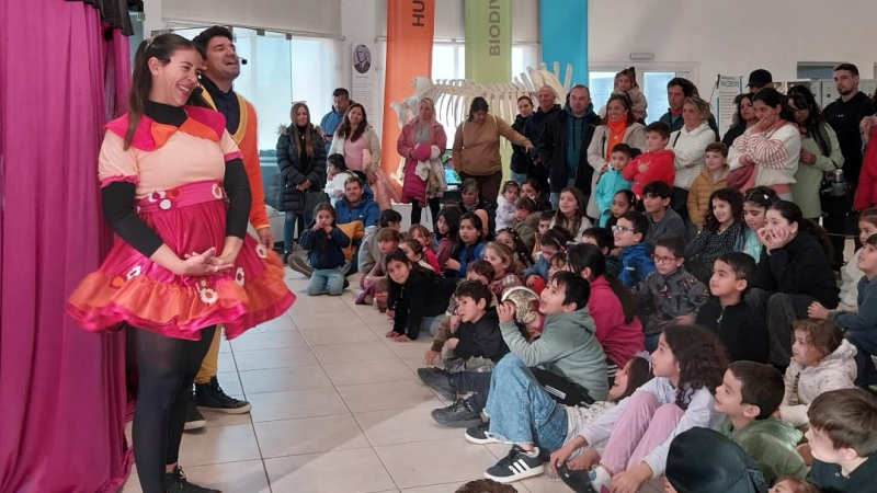 Continúa el Festival Internacional de Narración, Títeres y Teatro Infantil