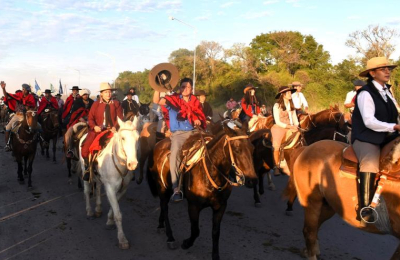 Con miles de jinetes, parte hoy la 28ª Cabalgata de la Fe