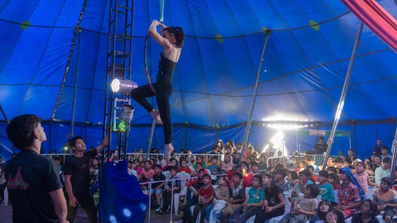 Chicos de comedores y merenderos disfrutaron del circo
