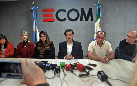 ecom.jpg