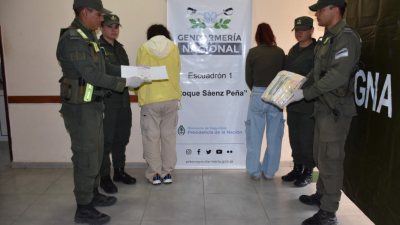 Descubren y detienen a dos mujeres por trasladar cocaína y pastillas de LSD